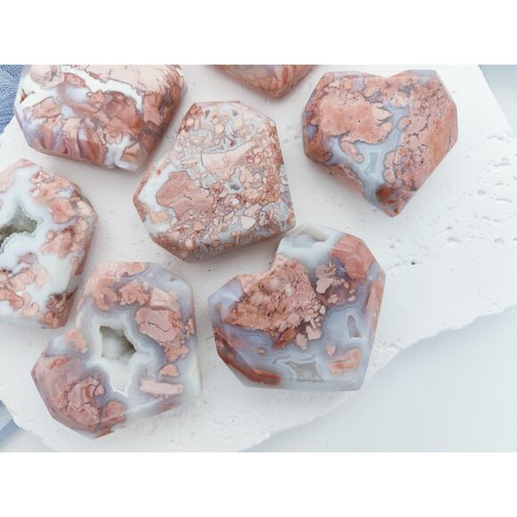 Pink Petal Agate Heart Crystal Carving Healing Crystal Druzy - Picture 8 of 10